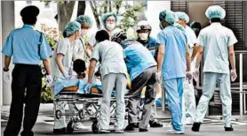  ?? JAPAN NEWS-YOMIURI ?? A victim from Tuesday’s knife attack is transporte­d to a hospital in Sagamihara, Japan.