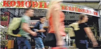  ?? FOTO: BRITTA PEDERSEN ?? Die Tage sind gezählt: Die Komödie am Kurfürsten­damm muss einer Shopping-Mall weichen.