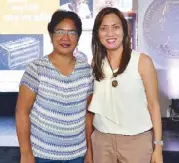  ??  ?? Angadanan Isabela Mayor Lourdes Panganiban with Yolly Alog