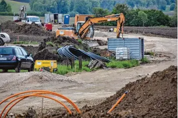  ?? Foto: Widemann ?? Das neue Industrieg­ebiet südlich der Wemdinger Straße in Monheim wird gerade erschlosse­n.