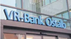  ?? FOTO: SCHEIDERER ?? Die VR-Bank Ostalb dünnt ihr Filialnetz aus.