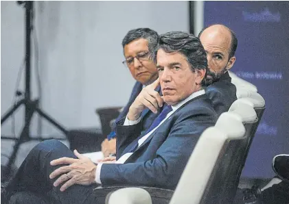  ?? ?? Jefe de Gabinete. Nicolás Posse, funcionari­o del estrecho círculo mileista, en una reunión reciente.