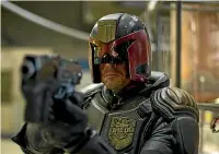  ?? ?? Kiwi Karl Urban had the perfect chin for his portrayal of Judge Dredd.