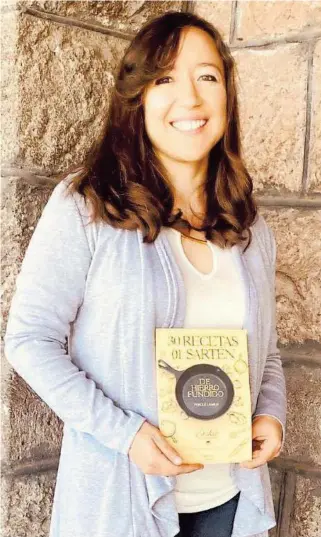  ?? ?? Erika Zarazúa presenta libro en la Antigua Estación del Ferrocarri­l