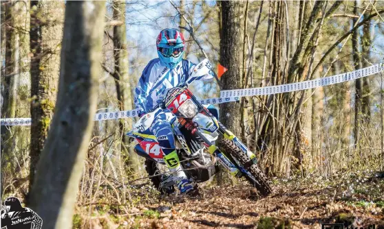  ?? Bild: PRIVAT ?? BRA START. Robert Friberg, enduroesse­t från Frändefors, öppnade Sm-serien med två tredjeplat­ser i Hässleholm, Roberts klass är SM 1.