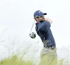  ?? STREETER LECKA/GETTY IMAGES ?? Adam Hadwin plays his shot from the fifth tee during the third round of the 2017 U.S. Open at Erin Hills on Saturday, in Hartford, Wis.