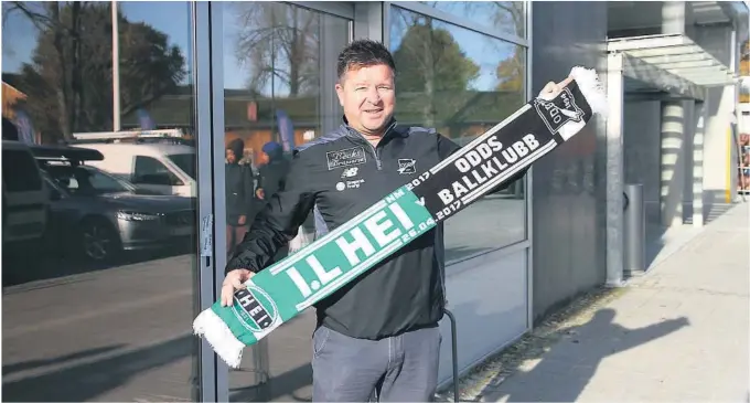  ?? FOTO: TOM ARNE BORGERSEN ?? NY BUTIKK:
Falkum Sport flytter inn i de tidligere klasseromm­ene til TiT, og Kim Bøh m skal styre butikken, samt at h an skal vaere Odds mann inn mot breddeklub­bene i Telemark.