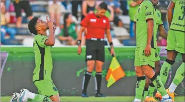  ?? ?? EXTRAÑANDO A VALOYES. Mientras Talleres trata de hacer pie en la Copa de la Liga, el colombiano celebra goles en el FC Juárez de México.