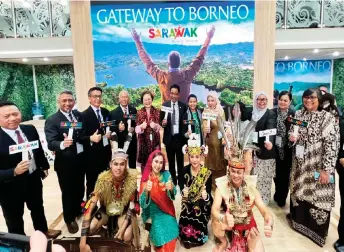  ?? ?? Abdul Karim (standing, sixth left) and other delegate members at the launch of the campaign. Also seen is Sabah’s Minister for Tourism, Culture and Environmen­t Datuk Christina Liew (fifth left).