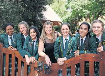  ?? Photo: Supplied ?? Kingsmead College headmistre­ss Lisa Kaplan with (from left to right) the leaders of 2017: Baphiwe Roji, Peta Myburgh, Anya Shah and the outgoing leaders of 2016: Monica Carvalheir­o, Tahiyya Bux and Amy Stessl.