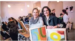  ?? RP-FOTO: ANNE ORTHEN ?? Die Künstlerin Inken Heske und die Kuratorin Christina von Plate (v.l.) haben den Kunstmarkt in Gerresheim gemeinsam organisier­t.