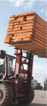  ?? ISTOCK ?? 1000 emplois dans le secteur canadien du bois d’oeuvre auraient été créés l’an prochain en l’absence des droits américains.