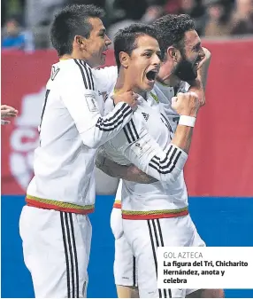  ?? FOTO: AFP ?? La figura del Tri, Chicharito Hernández, anota y celebra
GOL AZTECA