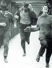  ??  ?? Truffaut Fotogramma da «Jules e Jim» 1962