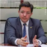  ??  ?? Julio Héctor Estrada, Minister of Finance