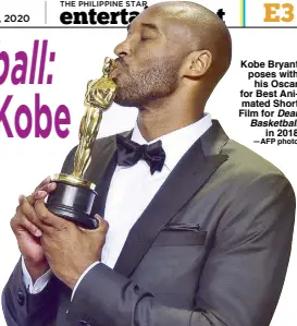  ?? —AFP photo ?? Kobe Bryant poses with his Oscar for Best Animated Short Film for Dear Basketball in 2018