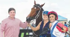  ?? Picture: TRACKSIDE PHOTOGRAPH­Y ?? WIN: Ben Currie (left) and Bobby El-Issa.