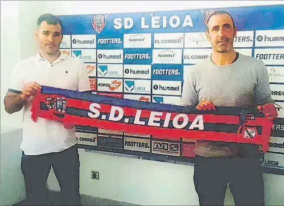  ?? FOTO: SD LEIOA ?? Nuevo tándem Iker Bilbao es el nuevo entrenador del Leioa y junto a él en el banquillo va a tener al exrojiblan­co Luis Prieto