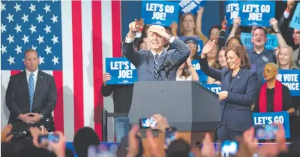  ?? EFE ?? Los demócratas y Joe biden, por su parte seguían celebrando hoy en un acto en Washington