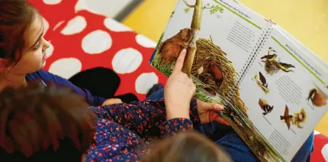  ?? Foto: A. Kaya (Symbolbild) ?? Jede achte Kindertage­seinrichtu­ng in Deutschlan­d ist eine Sprach-Kita. Nicht nur Kinder mit Migrations­geschichte, auch deutsche profitiere­n.