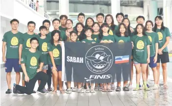  ?? ?? SASA swimmers bag 15 golds, 14 silvers and nine bronzes in the recent Selangor Age Group Swimming Championsh­ip.