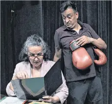  ?? /EFE ?? El show de teatro, del framaturgo español Eduardo Galán, combina la comedia con el drama.