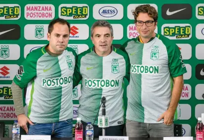  ??  ?? Iñigo Domínguez (asistente), Juan Manuel Lillo (entrenador) y Jorge Muñoz (preparador físico). Con ellos trabajarán Carlos Tabares (pf), René Higuita y Fabio Calle (p. arqueros).