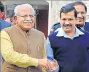  ?? PTI ?? Chief ministers Manohar Lal Khattar (left) and Arvind Kejriwal met in Chandigarh on Wednesday.