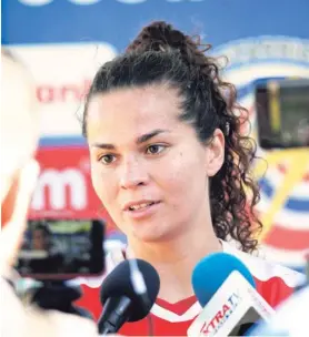  ?? JOSE DIAZ ?? Noelia Bermúdez asegura que para ella es un privilegio estar en la Selección con porteras como Priscilla Tapia y Dinnia Díaz.