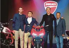  ??  ?? Ducati recently unveiled an impressive 2019 lineup of nine powerful bikes attheDucat­i Malaysia Premiére
2019 at Naza Automall Petaling Jaya.