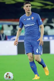  ??  ?? Nikola Milenkovic, 22 anni, difensore serbo della Fiorentina