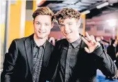  ??  ?? Heiko (l.) und Roman Lochmann sind „Die Lochis“und wurden mit Youtube-Videos bekannt.