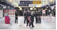  ?? (Photo AFP) ?? La scène de l’attaque a été rouverte au public hier.