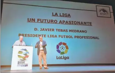  ??  ?? PONENCIA. El presidente de LaLiga, Javier Tebas, intervino en el Congreso celebrado en Valladolid.