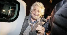  ?? LaPresse ?? In tour L’arrivo di Beppe Grillo al teatro Flaiano di Roma per lo spettacolo “Insonnia”