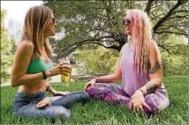  ?? CONTRIBUTE­D ?? Enjoy free yoga and beer at the monthly Pints and Poses at Hyatt Regency Austin.