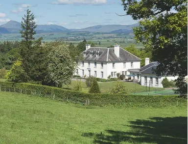  ??  ?? Fig 4: Handy for Glasgow or Edinburgh: the Leckie estate in Stirlingsh­ire Offers over £3.38m