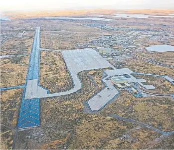  ?? ?? Mont Pleasant. La base aérea de la fuerza aérea británica en las Malvinas.