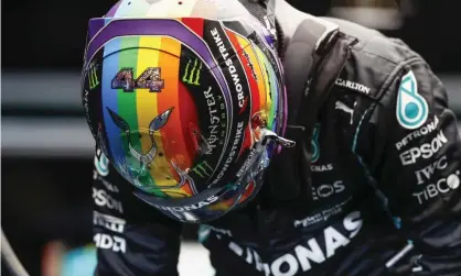  ?? ?? Lewis Hamilton wore the helmet for practice in the first Qatar Grand Prix at the Losail Circuit. Photograph: Xavi Bonilla/LiveMedia/ Shuttersto­ck