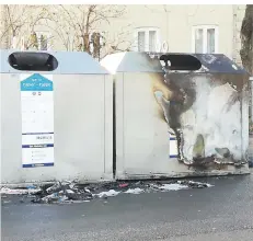  ?? FOTO: DEWALD ?? Die Container am Niederkass­eler Lohweg hat Hans Georg Dewald fotografie­rt. Er ärgert sich, dass die Awista dort nicht sauber macht.