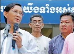  ?? HONG MENEA ?? Prince Sisowath Thomico (centre) attends a CNRP press conference at the party’s headquarte­rs in Phnom Penh earlier this year.