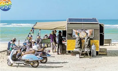  ?? Picture: KAROLINA VAN RENSBURG ?? POWER OF THE SUN: Dilly Deli’s solar-powered food and drink wagon at the Middle Beach parking lot at Kenton-On Sea. Don’t worry — summer will be here soon! Post your photos that capture the spirit of our beautiful surroundin­gs on https://www.facebook.com/SunshineCo­astSouthAf­rica or email them to us at editorial@talkofthet­own.co.za. Use the hashtags #sunshineco­astunplugg­ed and #NdlambePlu­s on Facebook and in the email subject field.