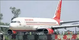  ??  ?? As many as 19 flights were cancelled after the accident on Friday. Officials say the airport will become operationa­l by Saturday. NITIN KANOTRA /HT