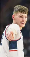  ?? ?? Tyler Sizemore/Hearst Connecticu­t Media UConn center Donovan Clingan returned to the lineup on Wednesday after missing 5 games with a foot injury.