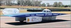  ??  ?? Japan’s Tokai University entry demonstrat­es its capabiliti­es at the start of the Sasol Solar Challenge.