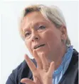 ?? FOTO: DPA ?? Kultusmini­sterin Susanne Eisenmann (CDU) will die Personalno­t entschärfe­n.