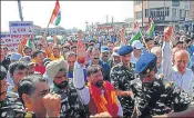  ??  ?? Choudhary Lal Singh (centre) during 'Dogra Swabhiman’ rally in Jammu on Sunday. HT PHOTO
