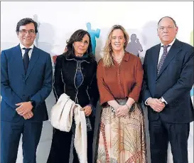  ?? ?? Miguel Pardo, Carmen Fernández Molina, Jana Peiro y Ettore Morace