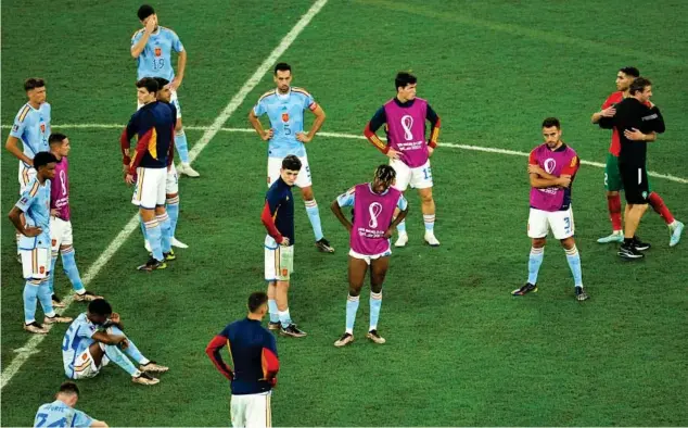  ?? AP ?? PALO MUY DOLOROSO Cuatro años después la historia se repite. Si en Moscú la selección fue incapaz de ganar a Rusia, ayer fue Marruecos la que le echó del Mundial.