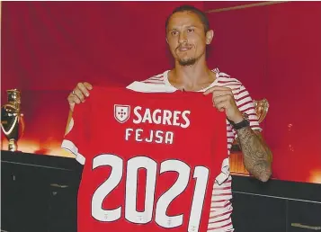  ??  ?? Fejsa sagrou-se sempre campeão na Luz desde que foi contratado em 2013/14